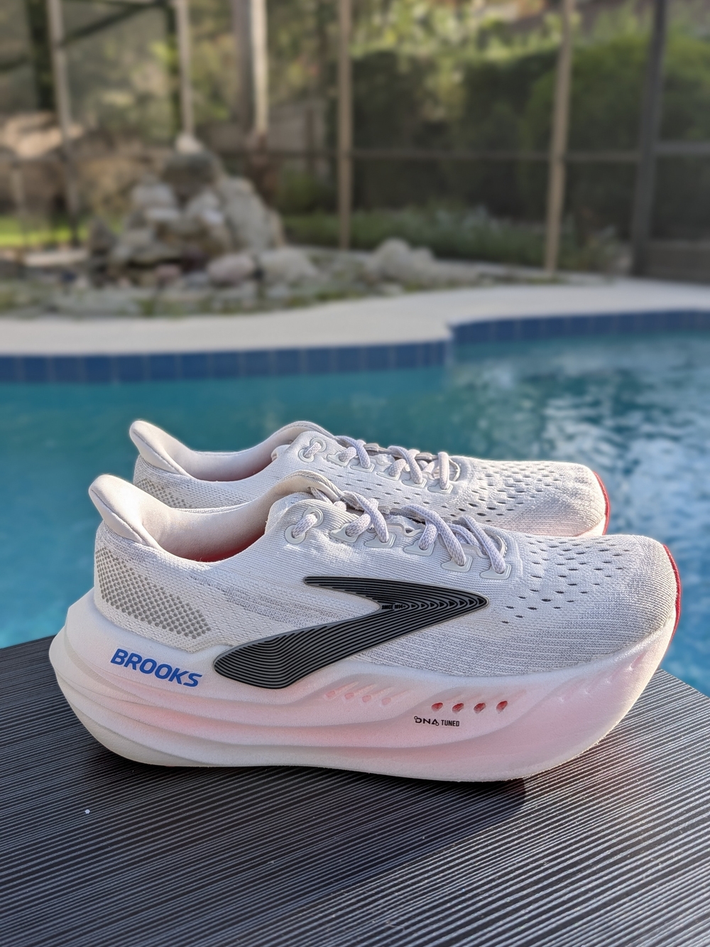Brooks Glycerin Max Women's Size 8 White Black Diva Pink Running Shoes 120436118